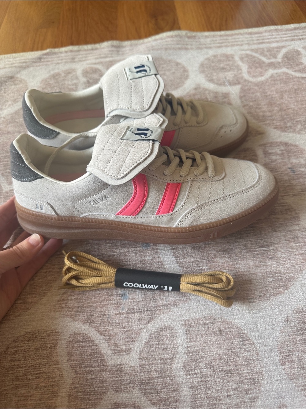 Coolest Silva tan and pink NWOB SIZE 8 sneakers